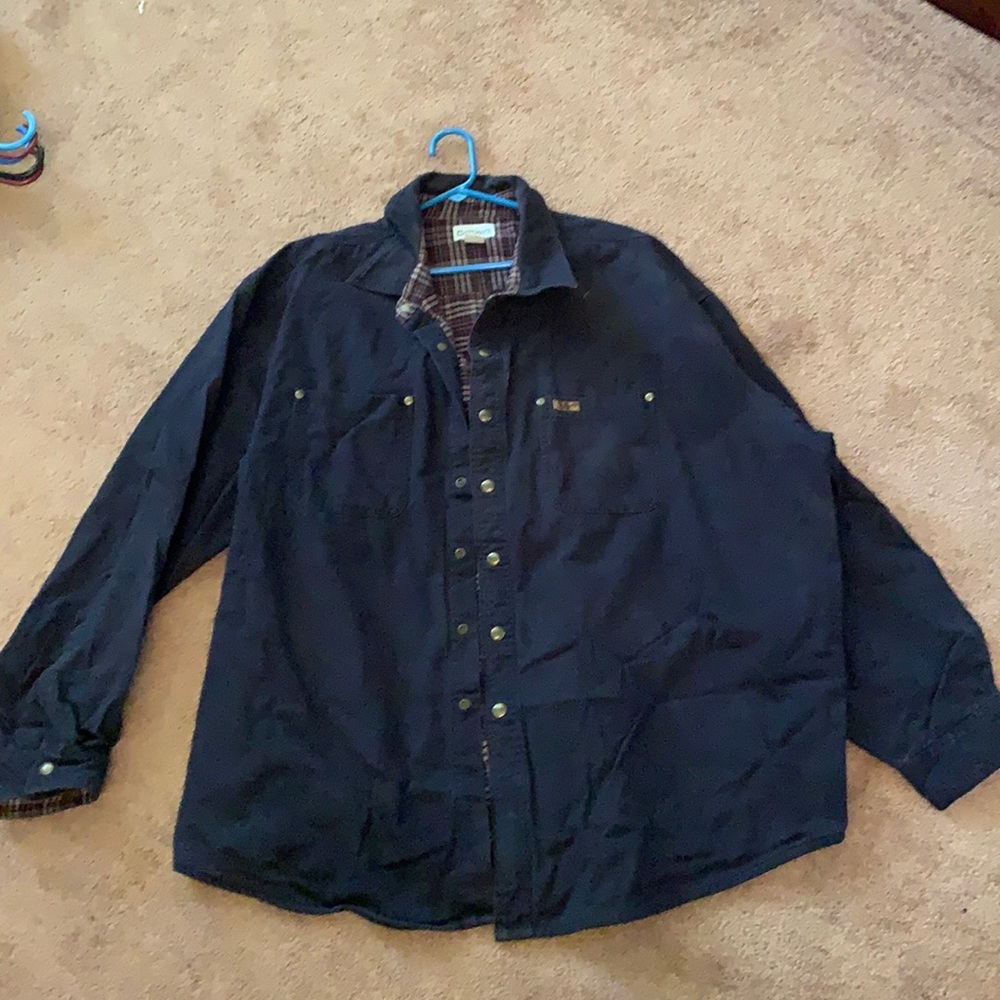 Men’s navy carhartt heavy shirt